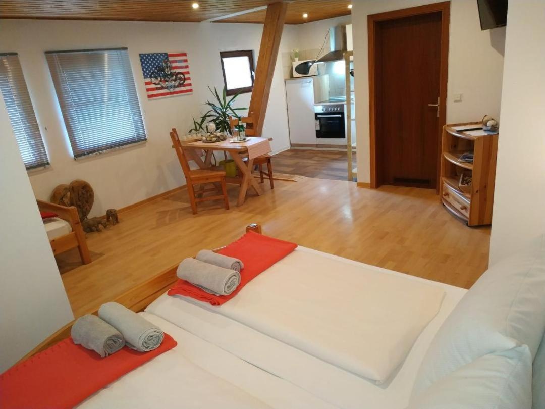 Edertaler Hof Apartment Bagian luar foto