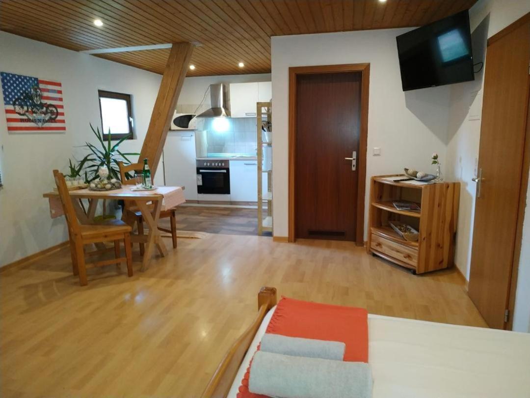 Edertaler Hof Apartment Bagian luar foto