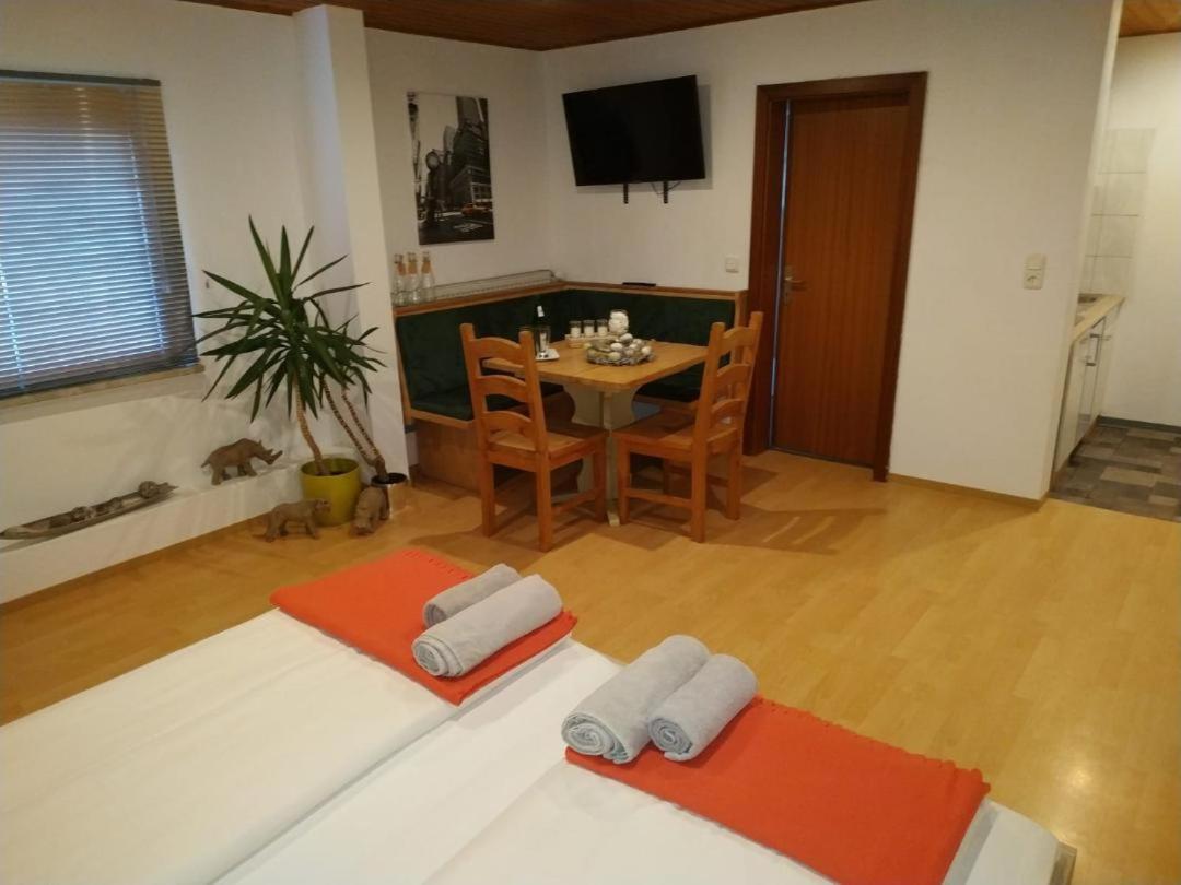 Edertaler Hof Apartment Bagian luar foto
