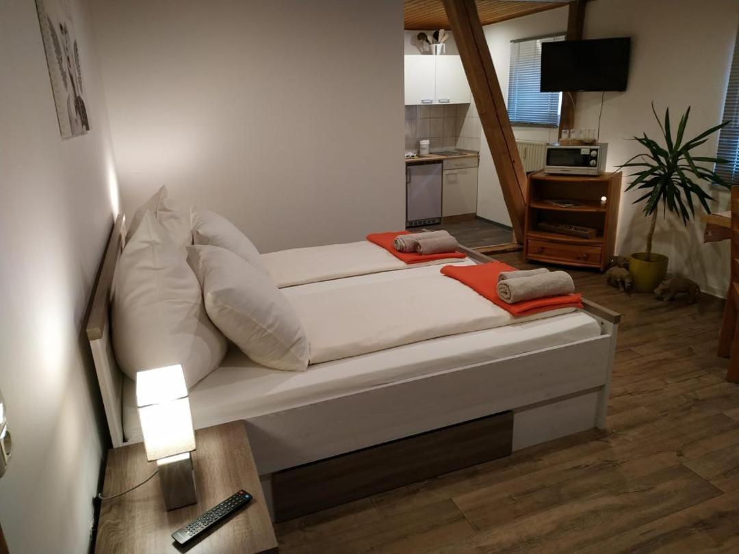 Edertaler Hof Apartment Bagian luar foto
