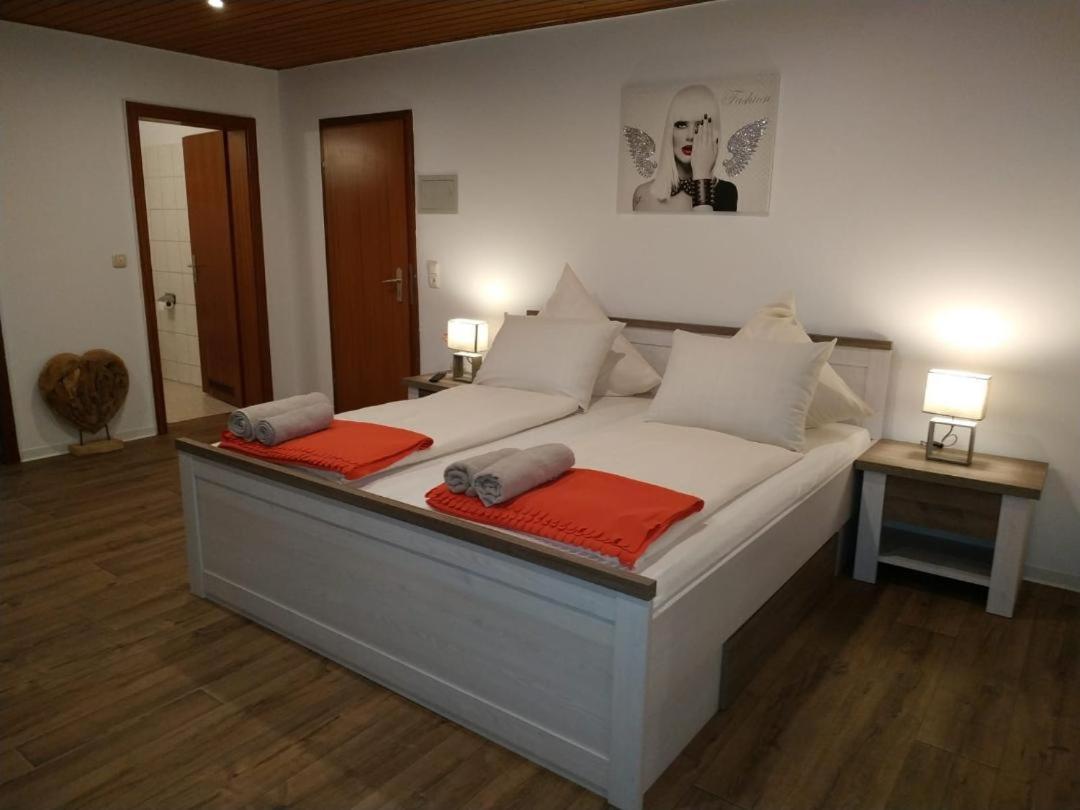 Edertaler Hof Apartment Bagian luar foto