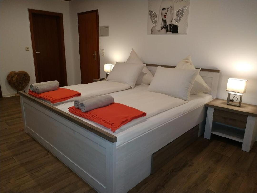 Edertaler Hof Apartment Bagian luar foto